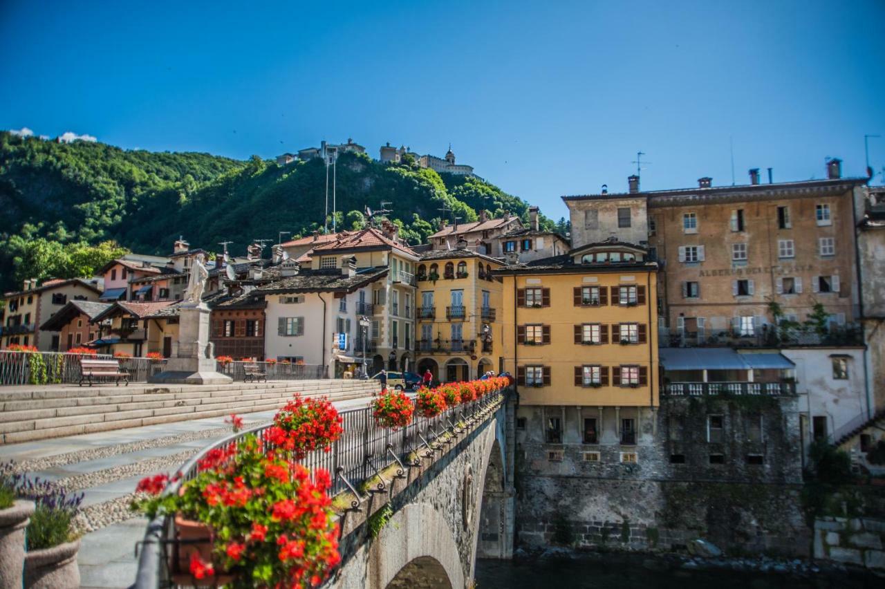 Al Vicolo Del Gallo Varallo Exterior foto